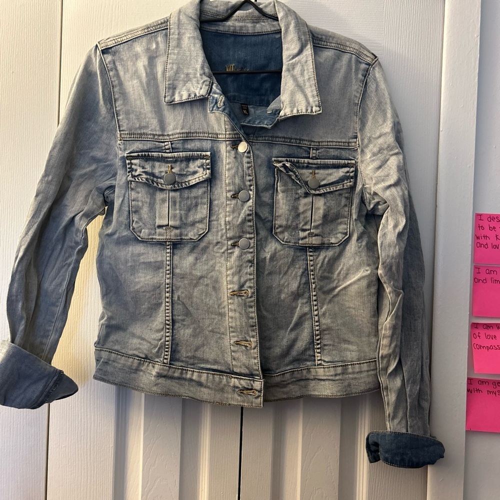 Kut from the Kloth Amelia denim jacket